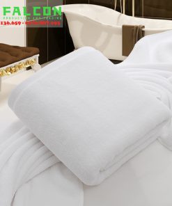 Khăn trắng khách sạn cao cấp