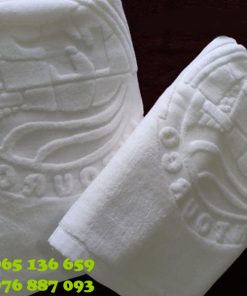 Khăn khách sạn dệt logo theo yêu cầu
