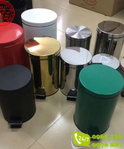Thùng rác trong phòng khách sạn cao cấp